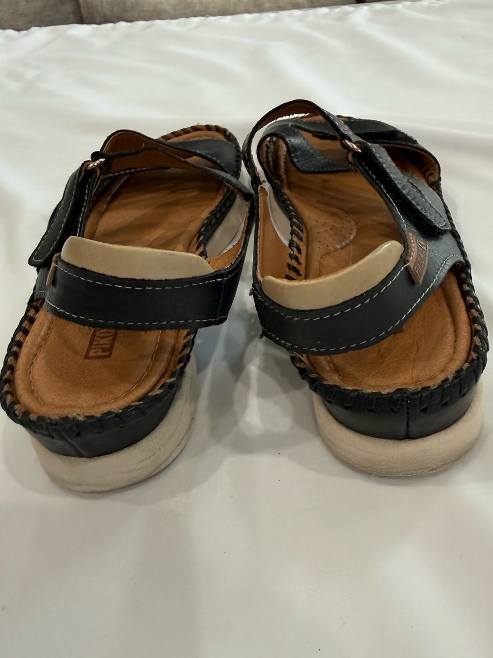 PIKOLINOS ALtea Leather Hand Stitched Adjustable Hoop & Loop Strap Sandls - Picture 3 of 9
